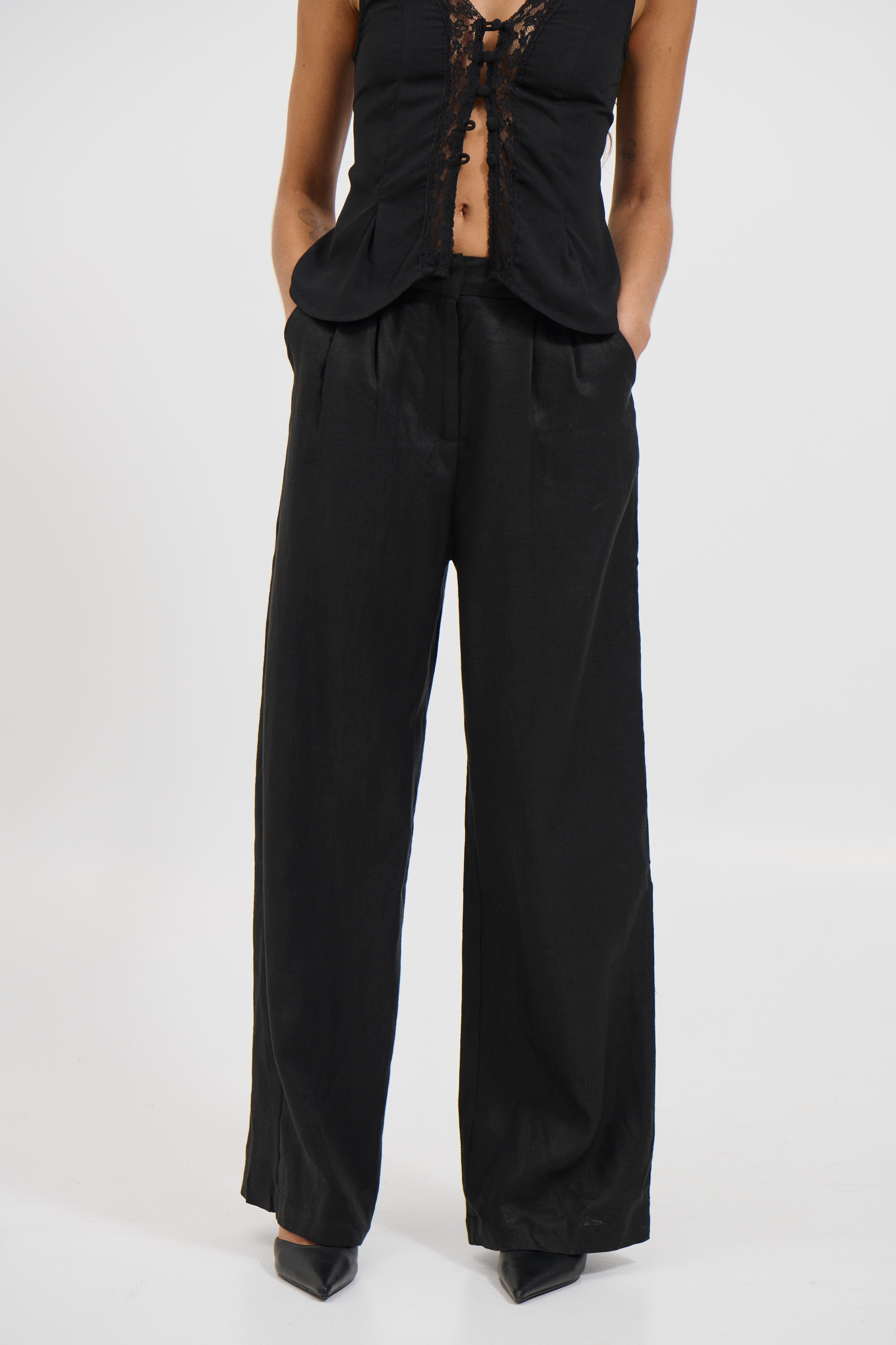 Selvoriaᵀᴹ Linen Pant – Black Wide-Leg Relaxed Fit
