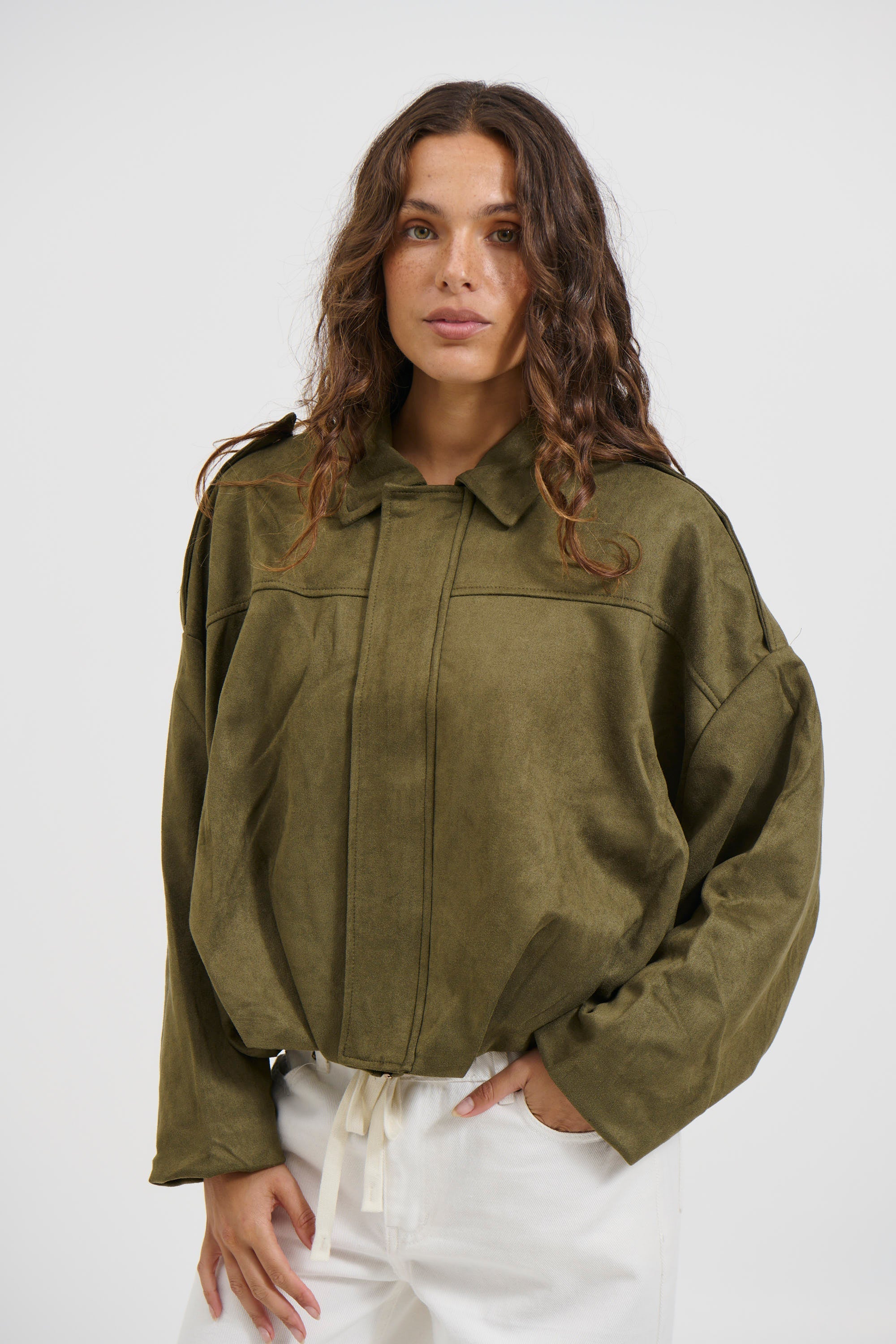 Aureviaᵀᴹ – Cropped Midnight Zip Layer