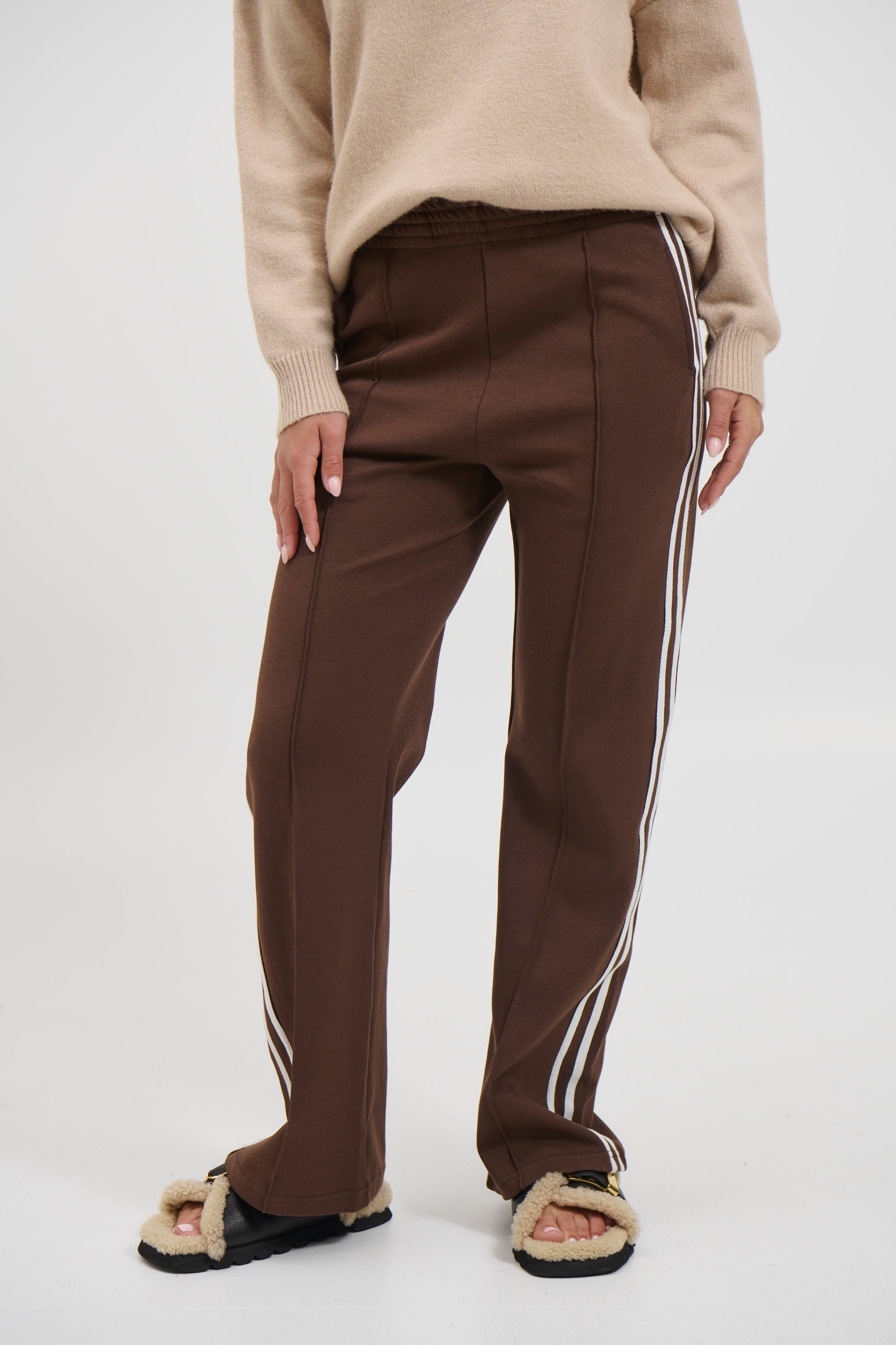 Avery Track Pant