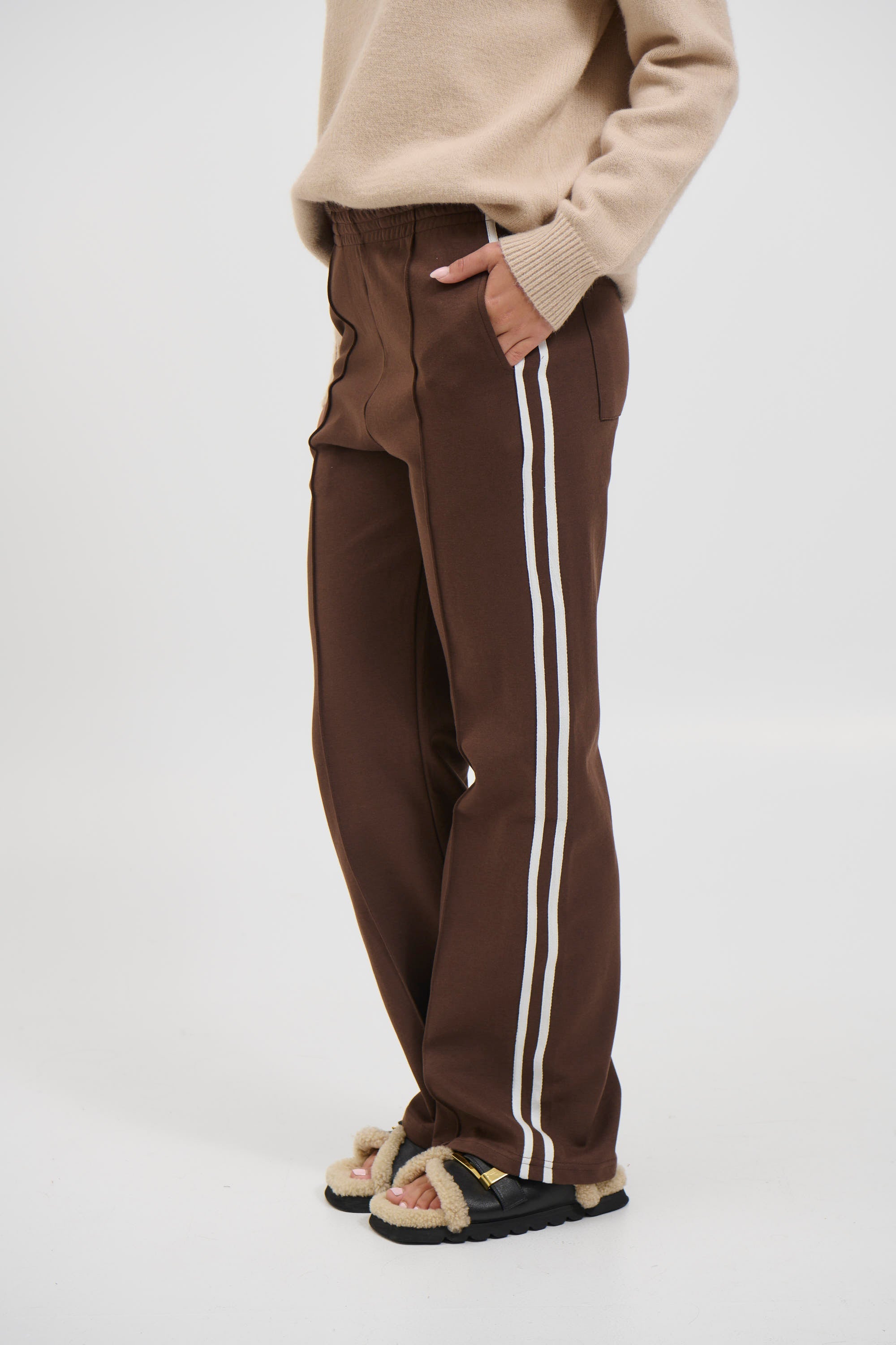 Avery Track Pant