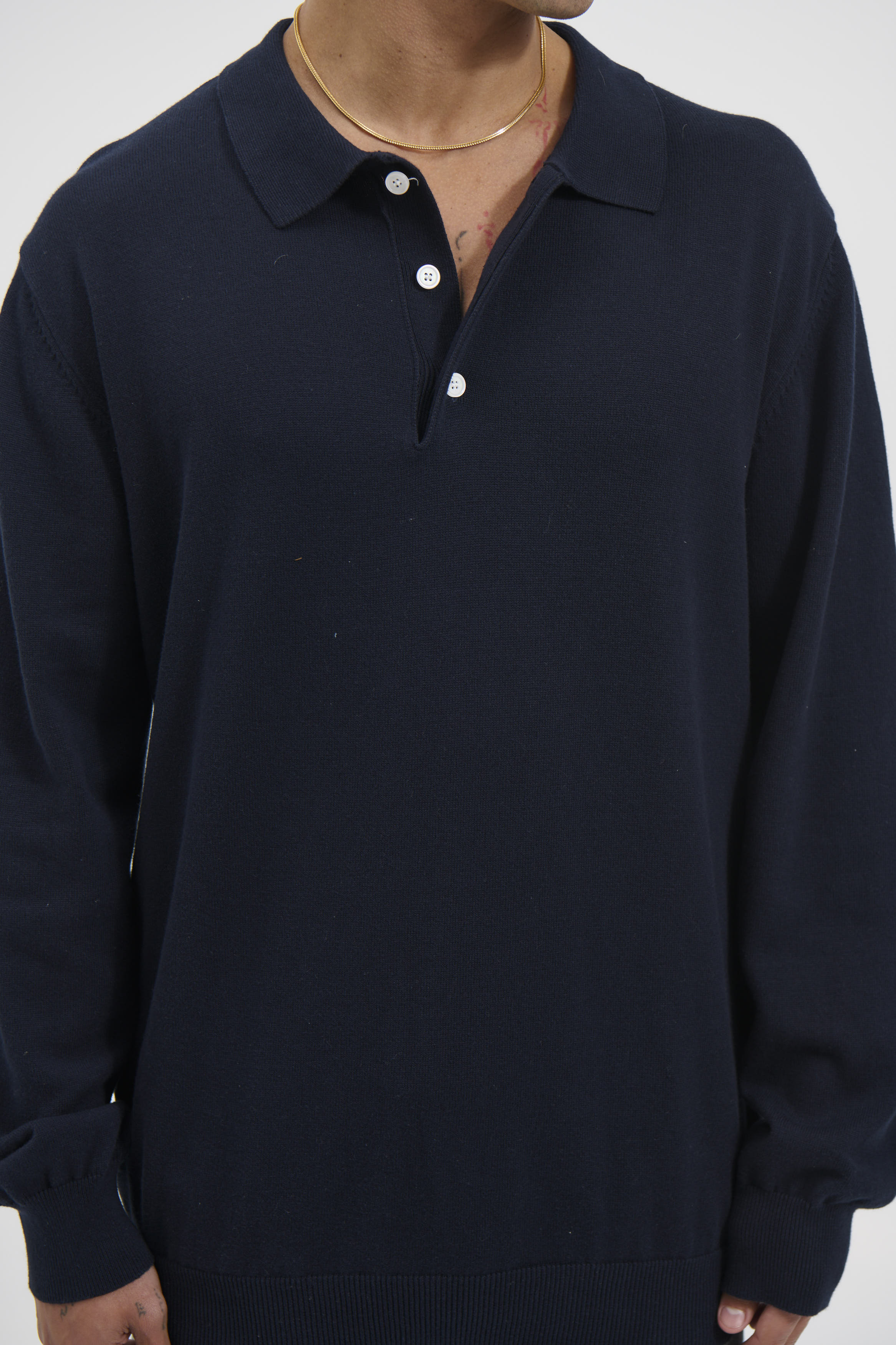 Long Sleeve Polo Oakridge – Navy Knit, Structured Collar, Button-Up Neckline