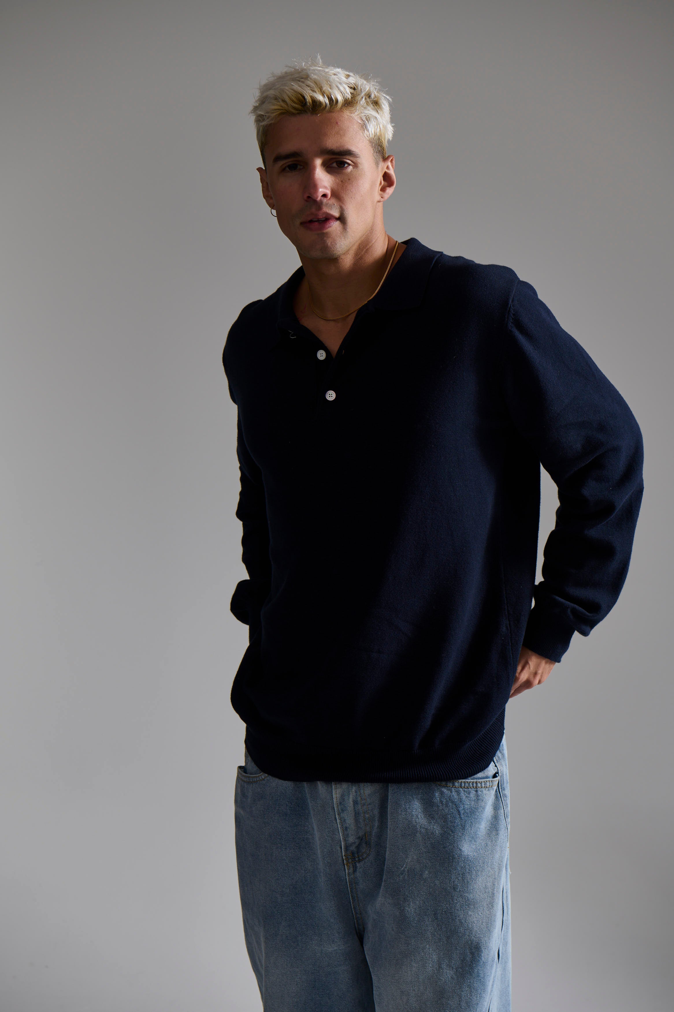 Long Sleeve Polo Oakridge – Navy Knit, Structured Collar, Button-Up Neckline