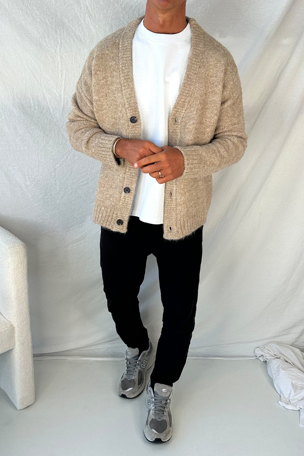 Knitted Oversize Cardigan – Camel – Cozy & Stylish Layering Sweater