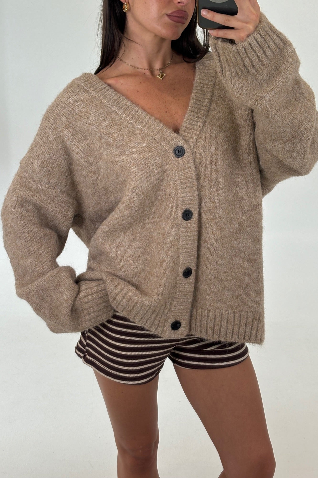 Loomara™ - Unisex Knitted Oversize Cardigan