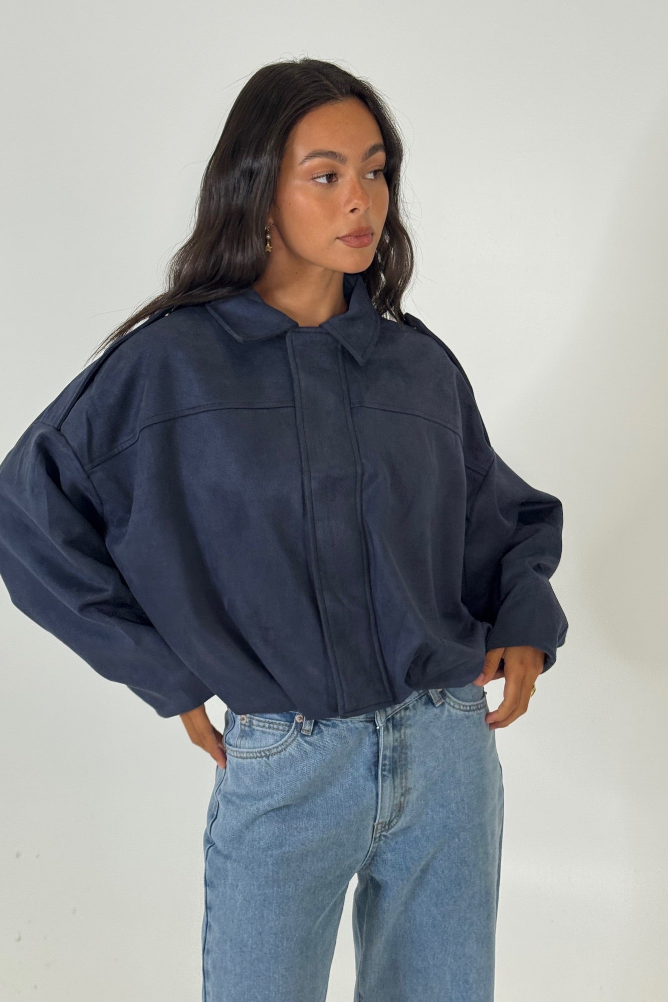 Aureviaᵀᴹ – Cropped Midnight Zip Layer