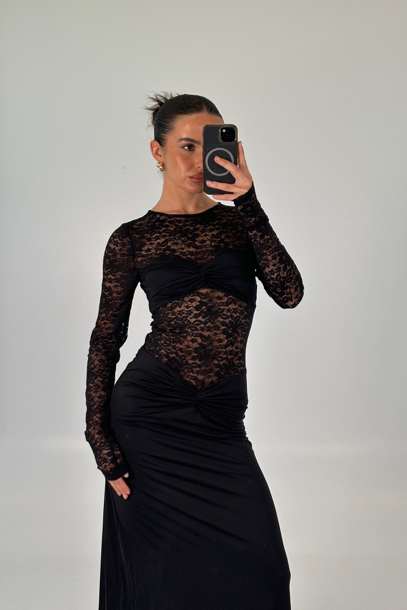 The Kaia  Sleeved  Maxi Dress – Black